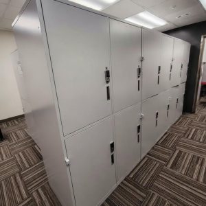 NSC095 高身4格掩門鋼櫃 配電子鎖